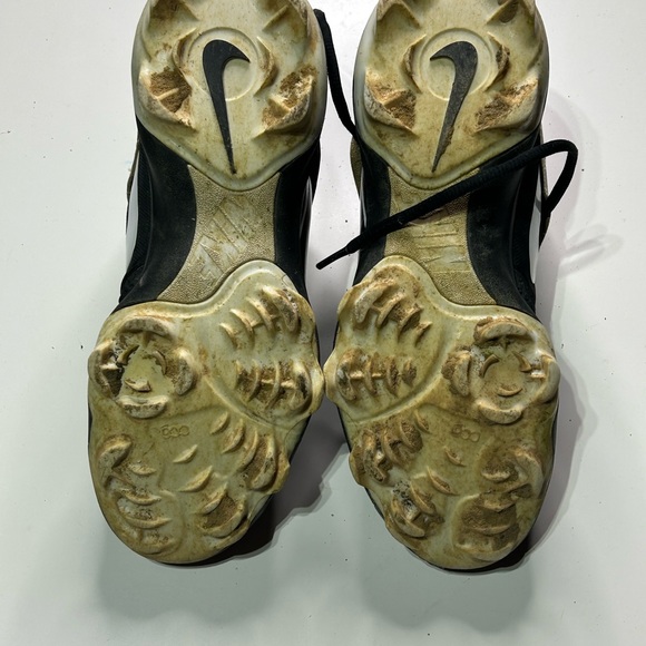 Youth - Nike Trout Baseball Cleats - Picture 2 of 3